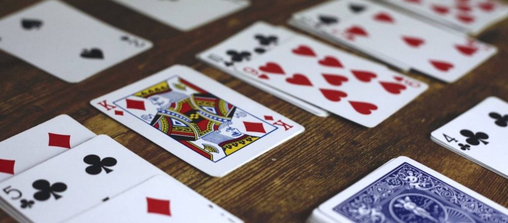 Solitaire The Ultimate Retro Game
