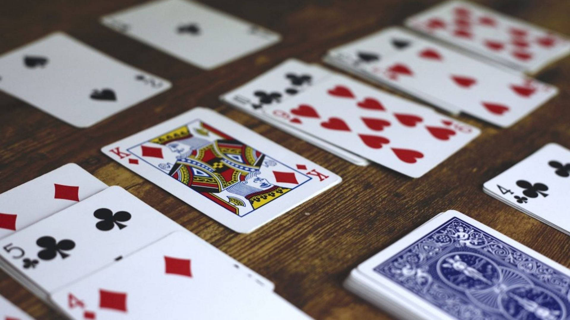 Solitaire The Ultimate Retro Game