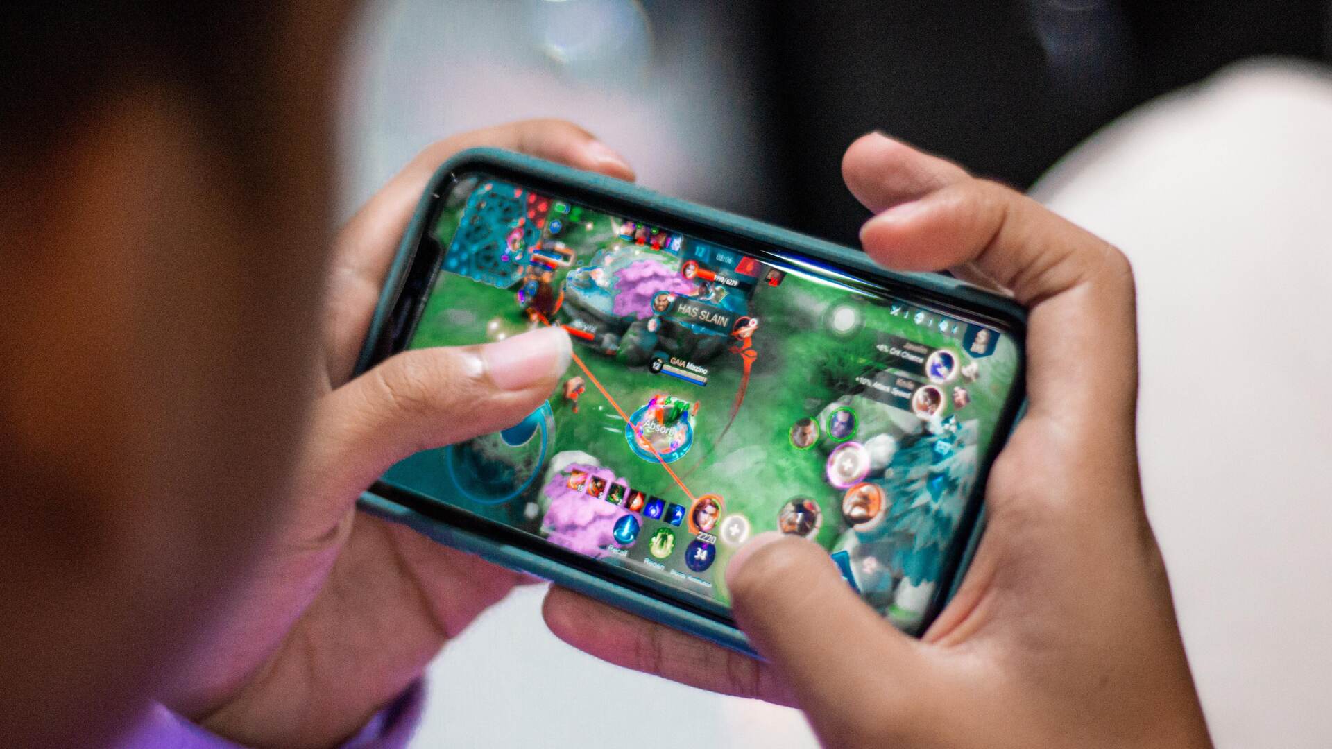 Why Mobile Game Ads Look Nothing Like the Actual Game